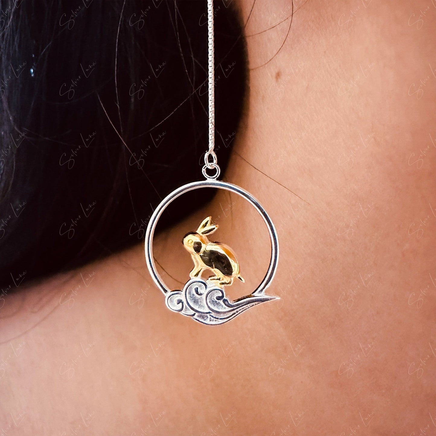 The moon rabbit dangle drop earrings