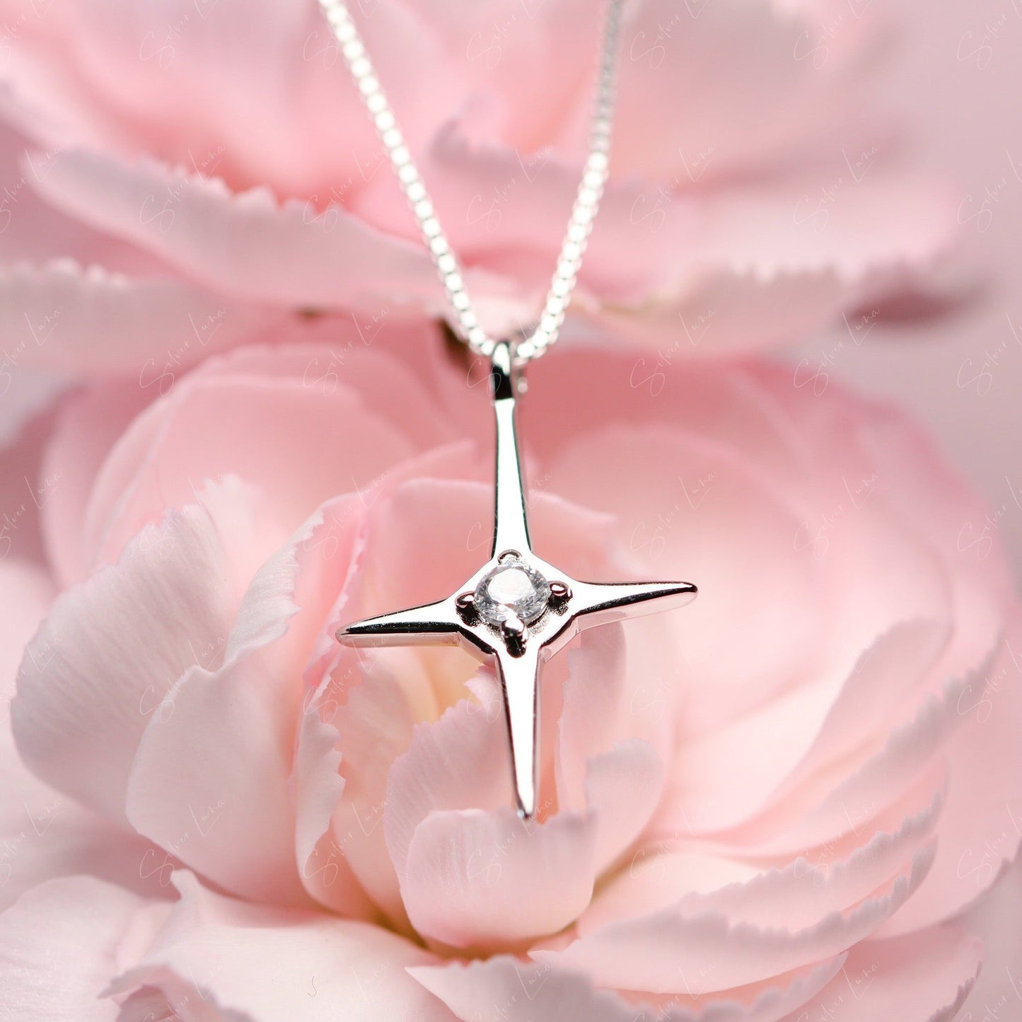 Simple star pendant sterling silver necklace