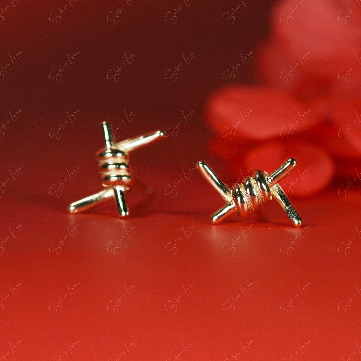 gold twisted wire stud earrings