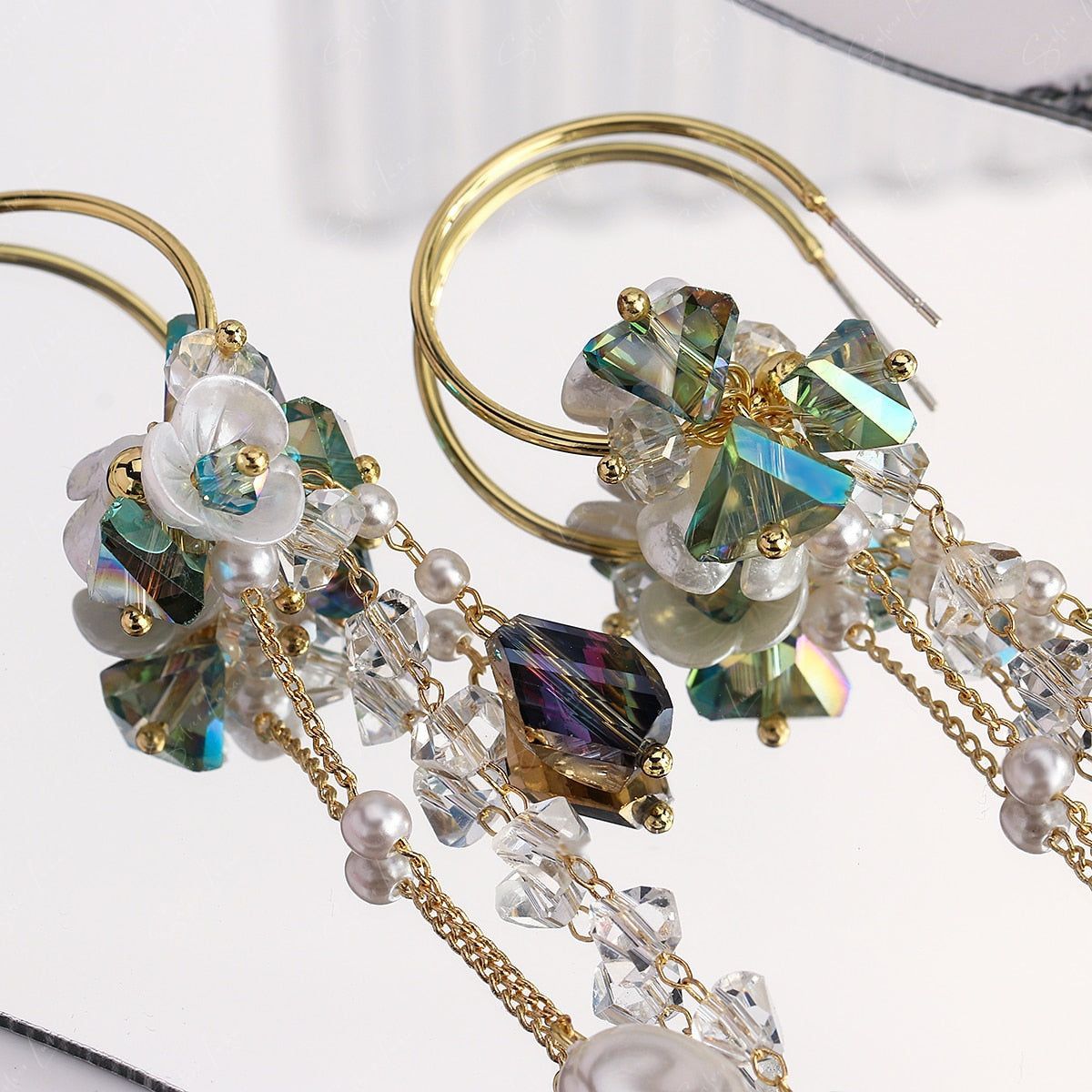 Elegant crystal pearl drop Korean fashion earrings