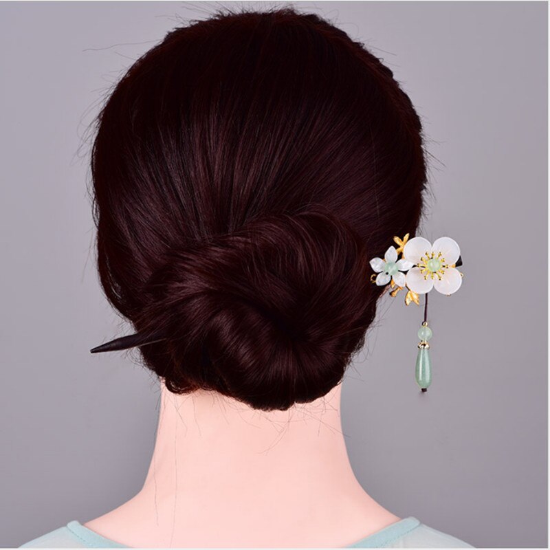 Jade white flower Japanese wooden hair stick