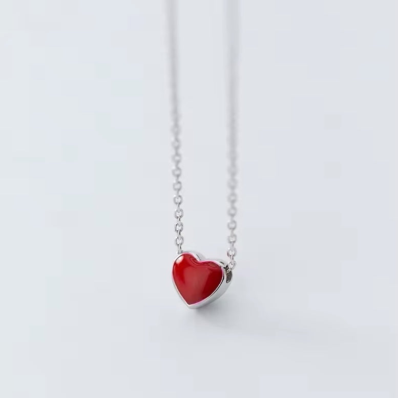 tiny heart valentine necklace