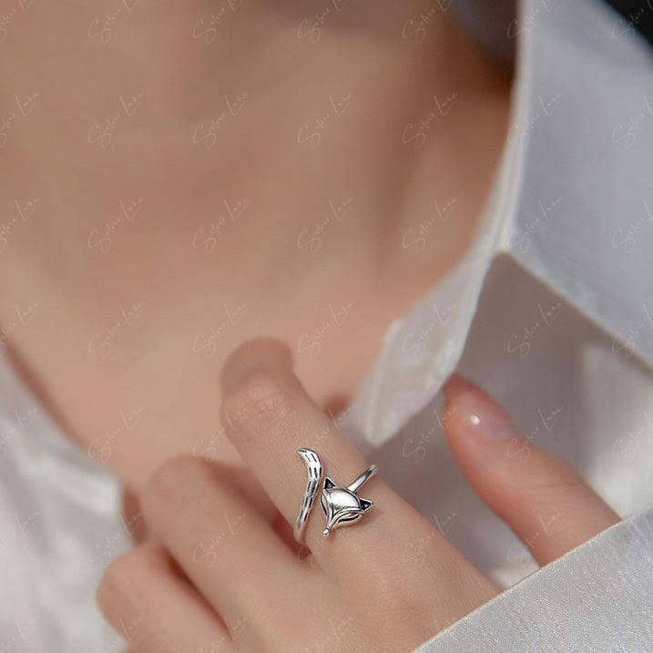 Silver fox wrap adjustable ring