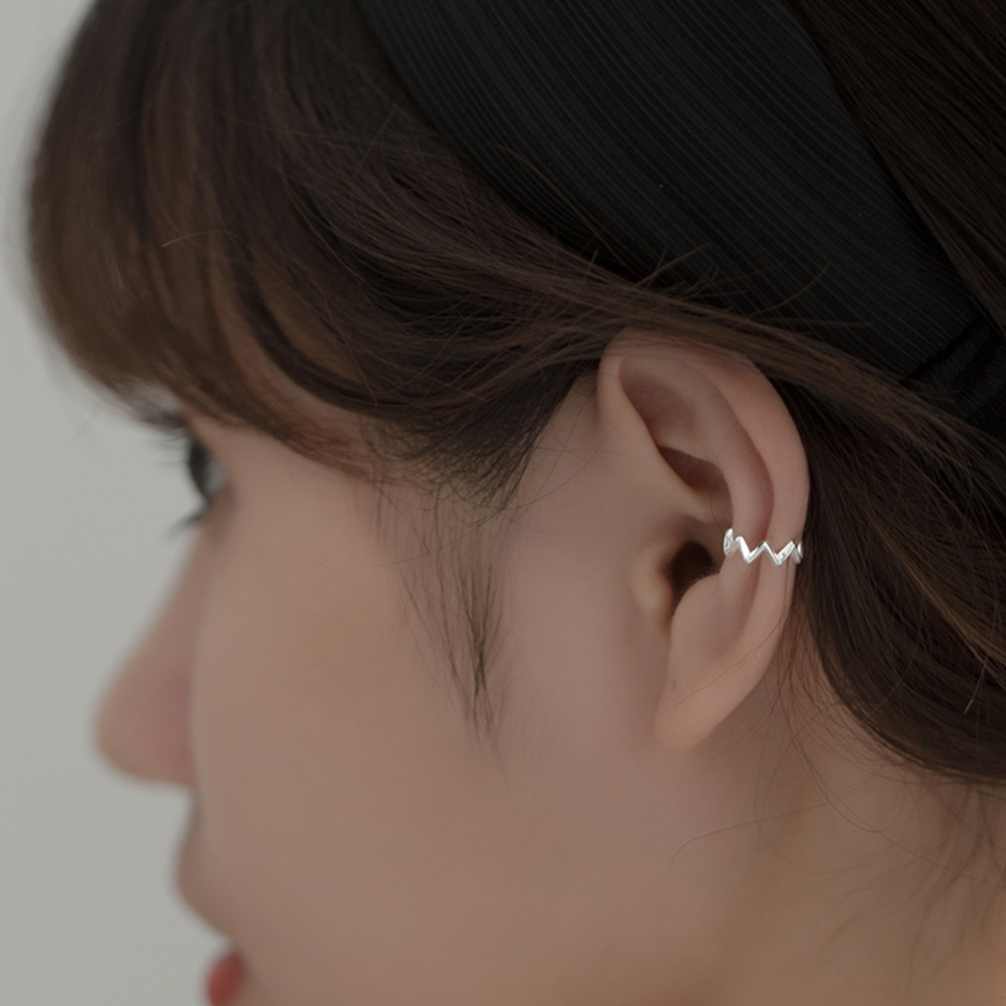 zigzag line ear cuffs