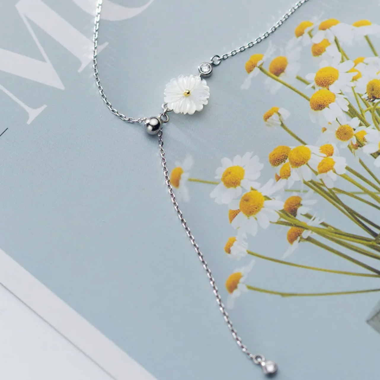 daisy flower choker necklace