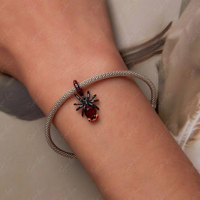 Spider pendant charm for bracelet in sterling silver