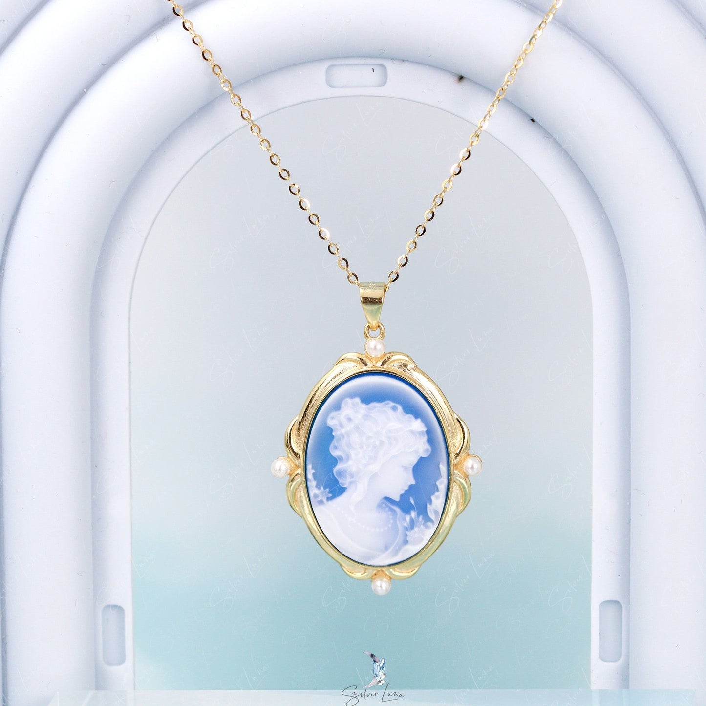 victorian girl cameo pendant necklace