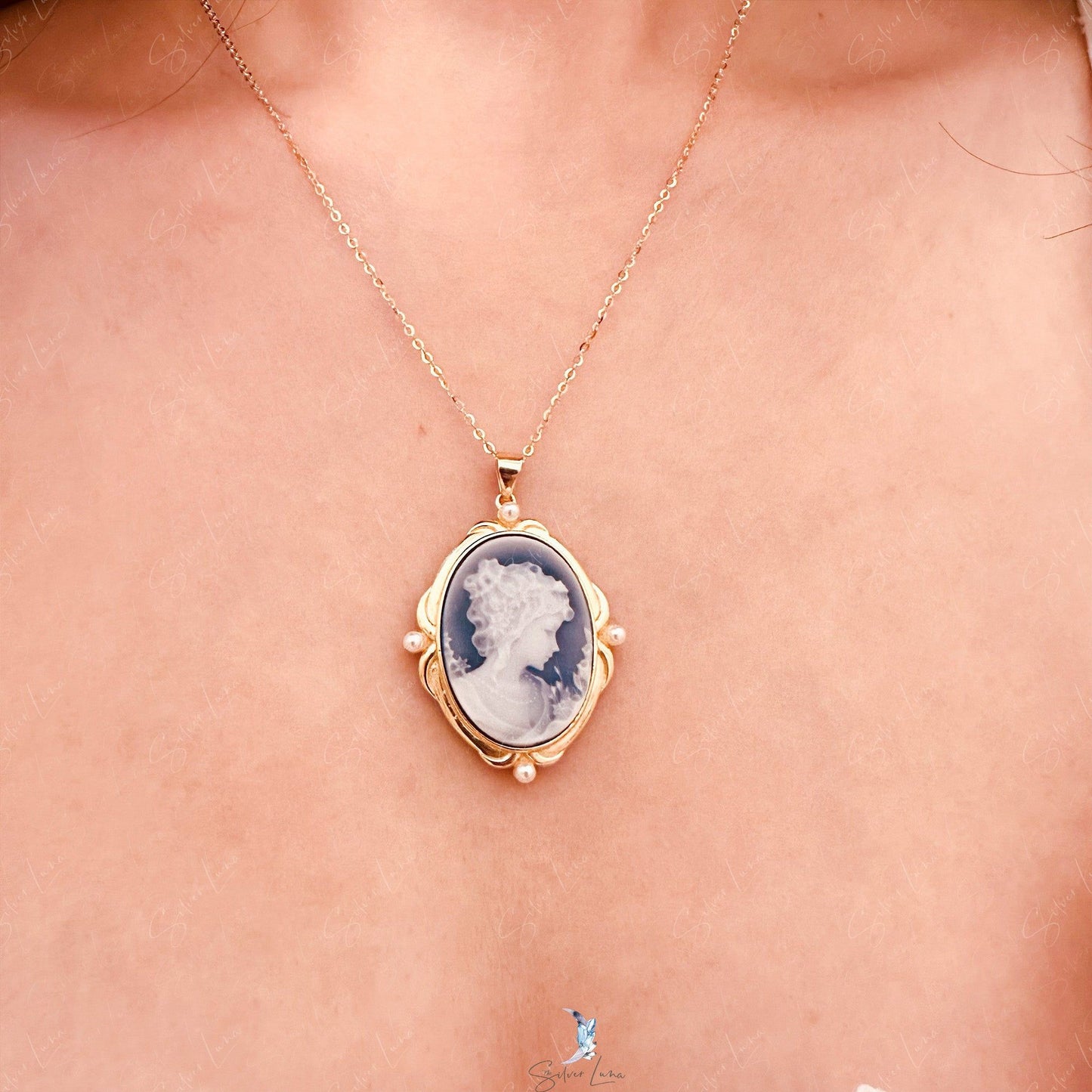 girl cameo pendant necklace