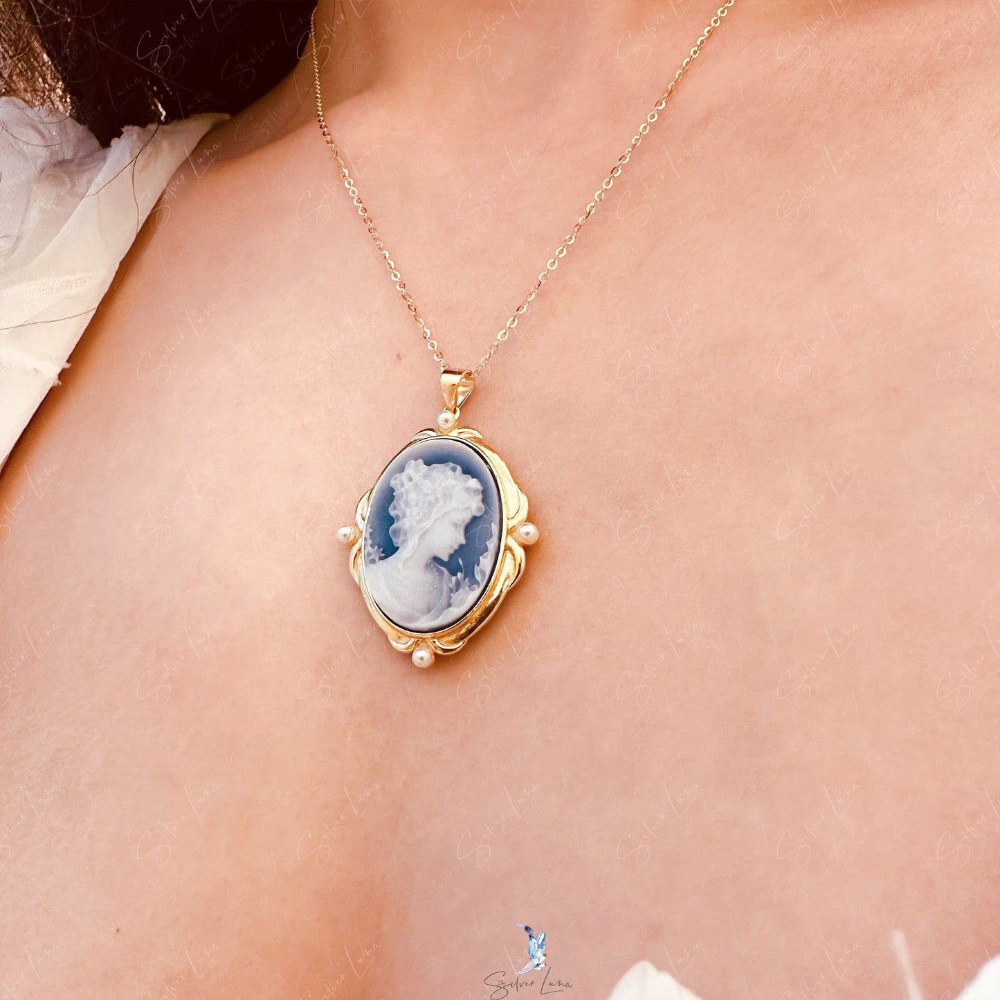 agate girl cameo pendant necklace