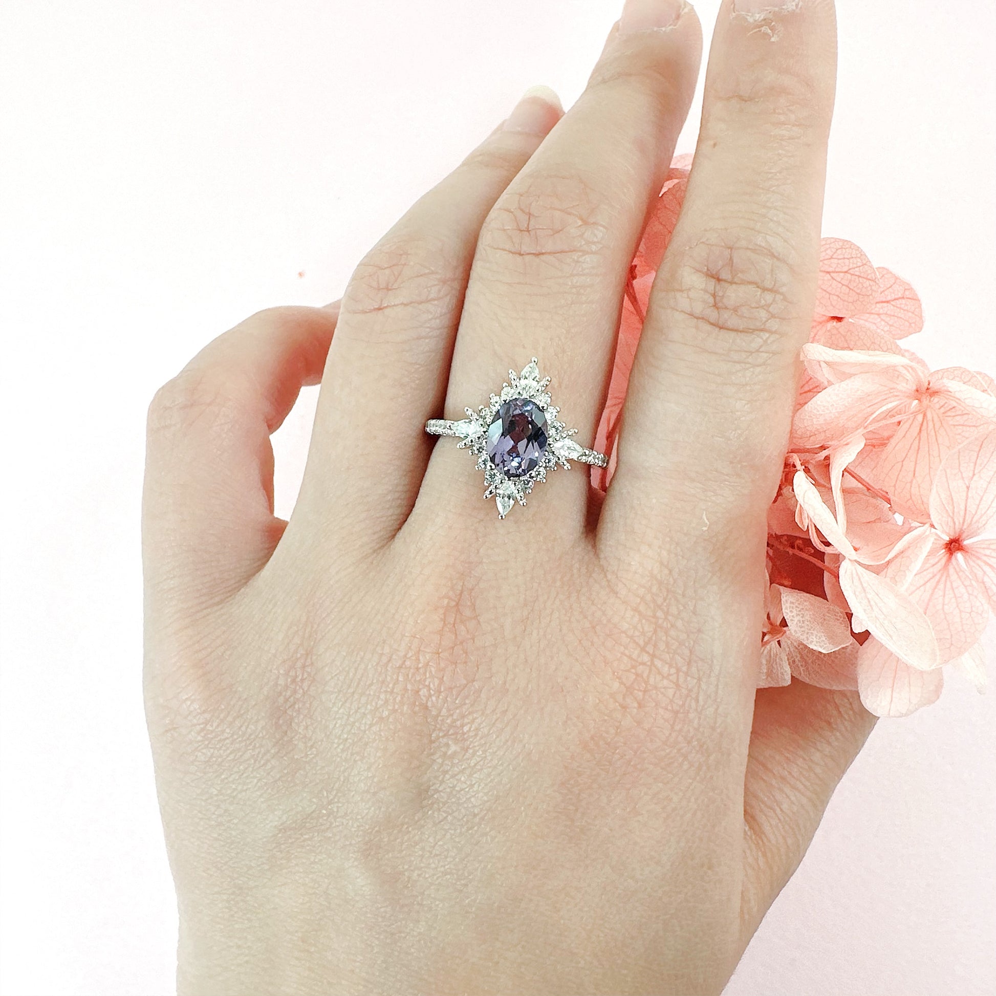 changing color Alexandrite gemstone ring