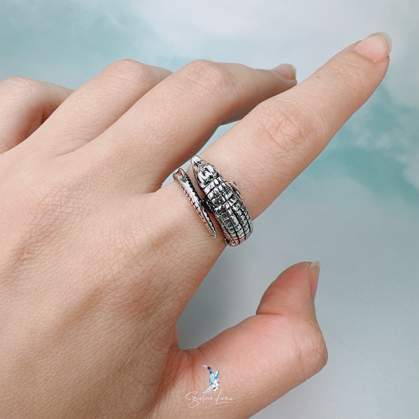 Alligator adjustable silver plated ring