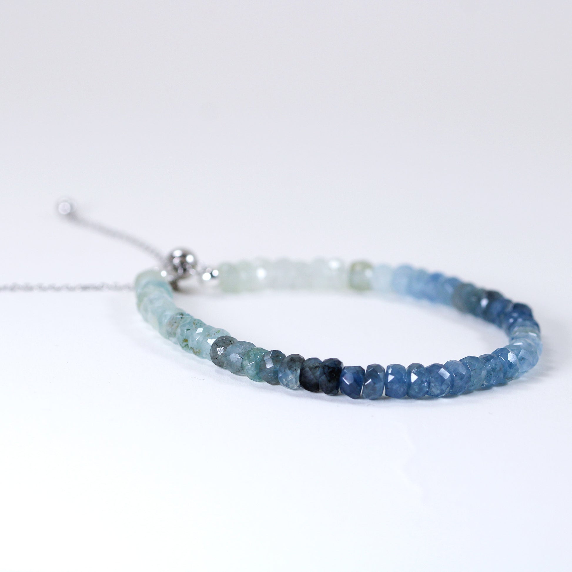 aquamarine beaded bracelet