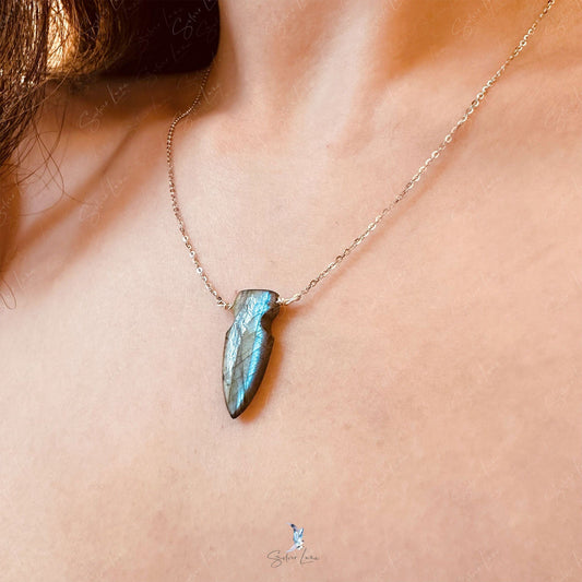 arrow labradorite pendant necklace