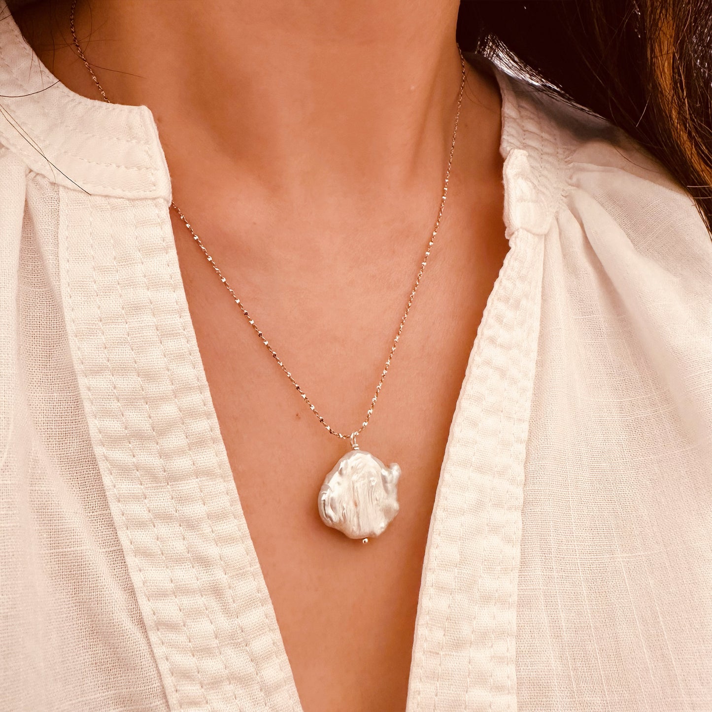 freshwater baroque pearl pendant