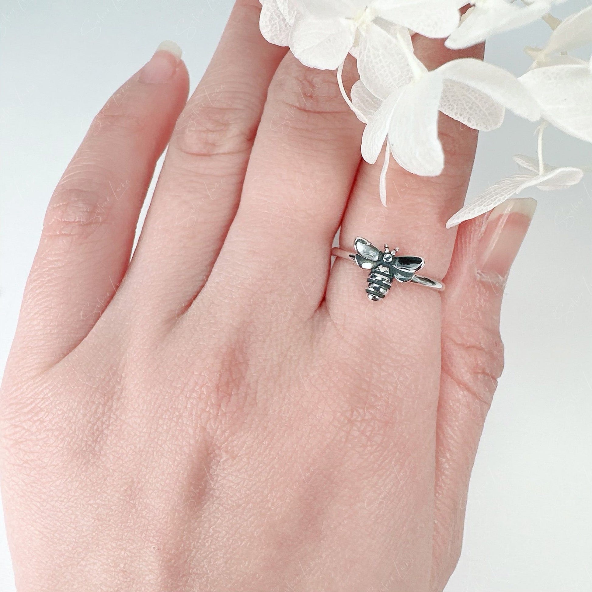 Honey Bee Adjustable Ring