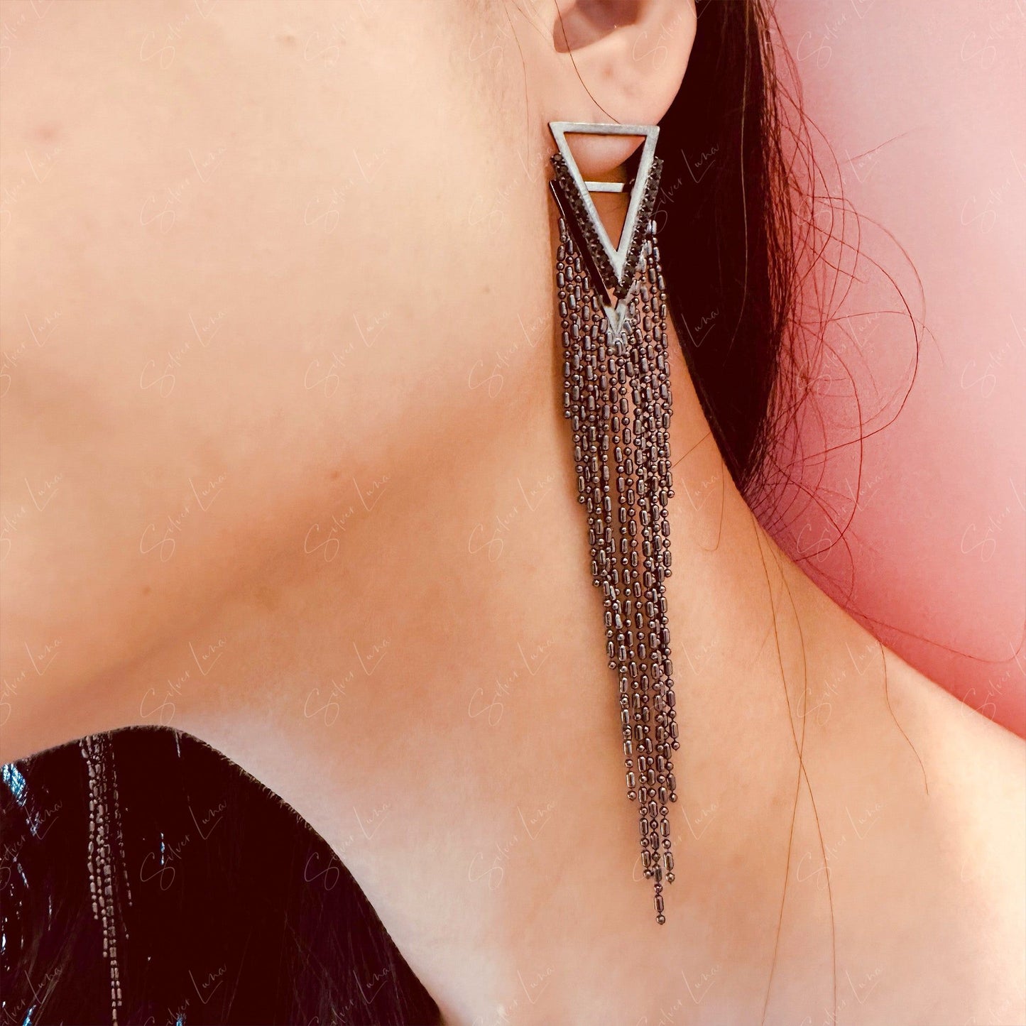 Black metal tassel chain drop fashion earrings