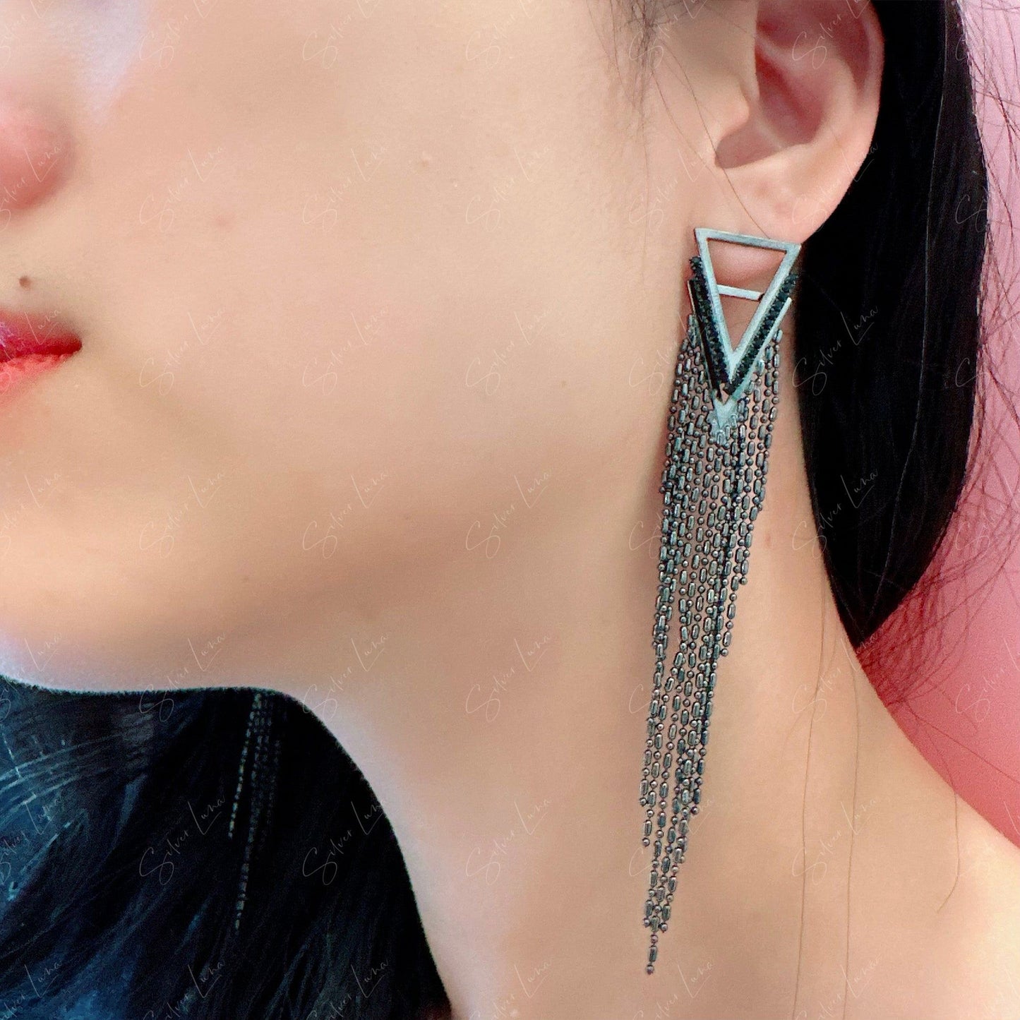 Black metal tassel chain drop fashion earrings