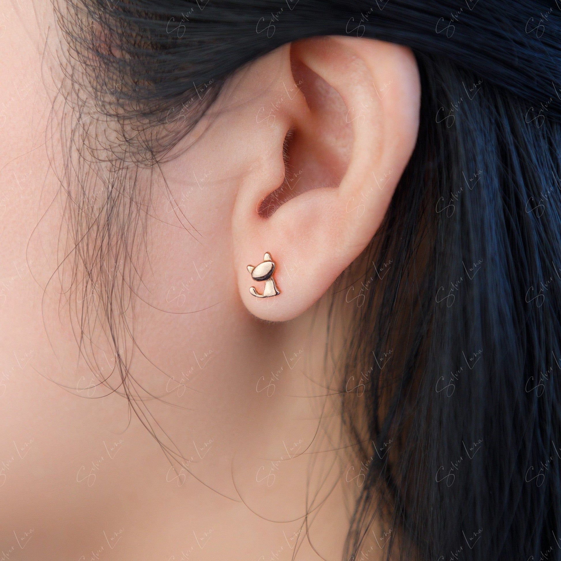 rose gold cat stud earrings