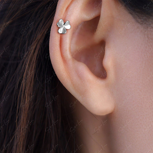 Clover leaves screw back sterling silver stud earrings