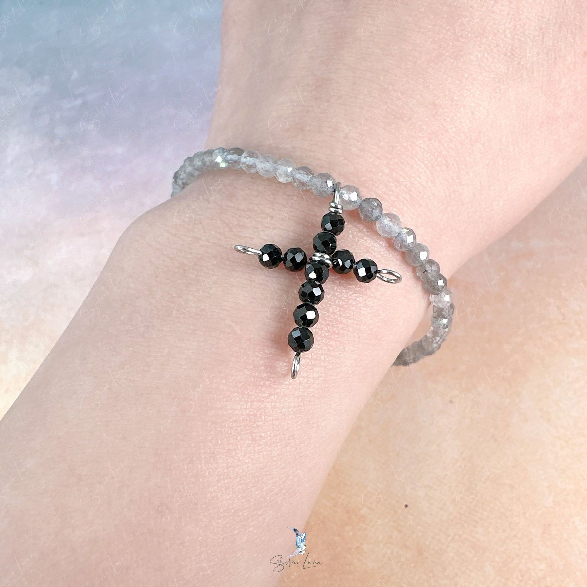 crucific black cross Labradorite beaded bracelet