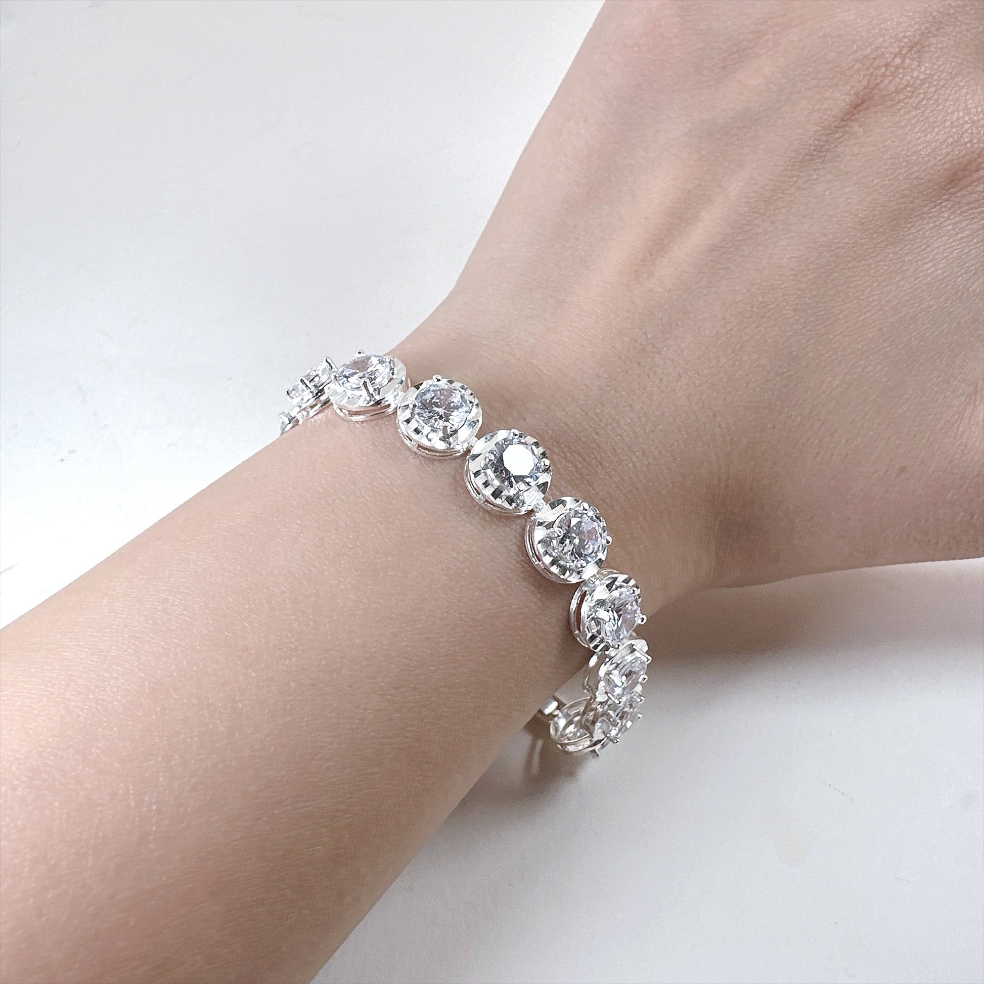 Cubic zirconia tennis bridal bracelet