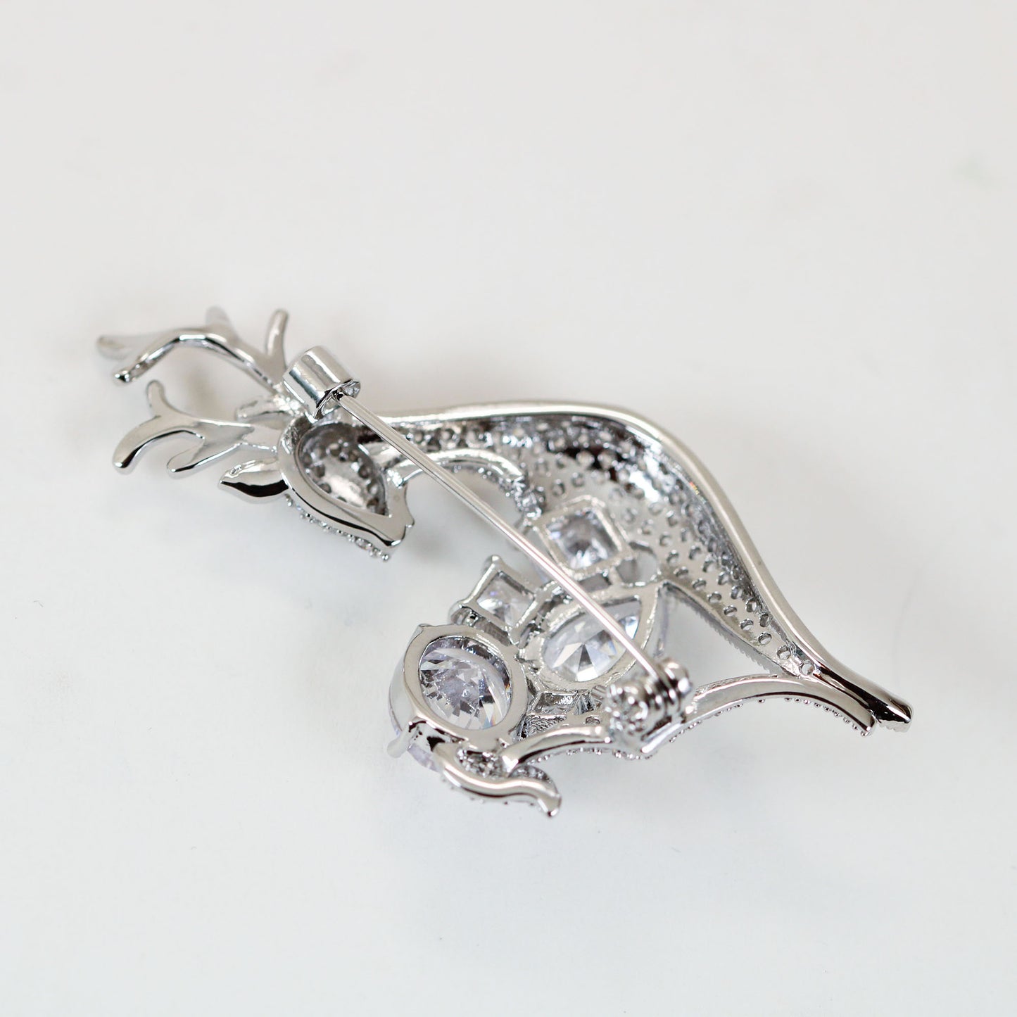 Crystal rhinestone reindeer Christmas brooch pin