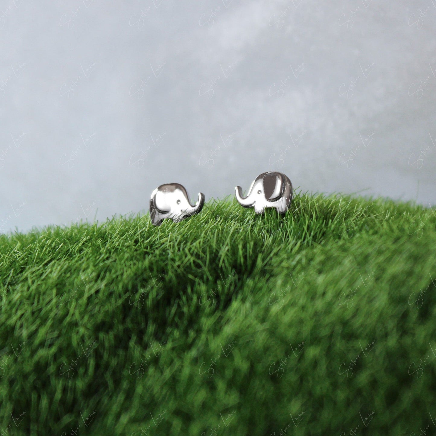 elephant animal stud earrings