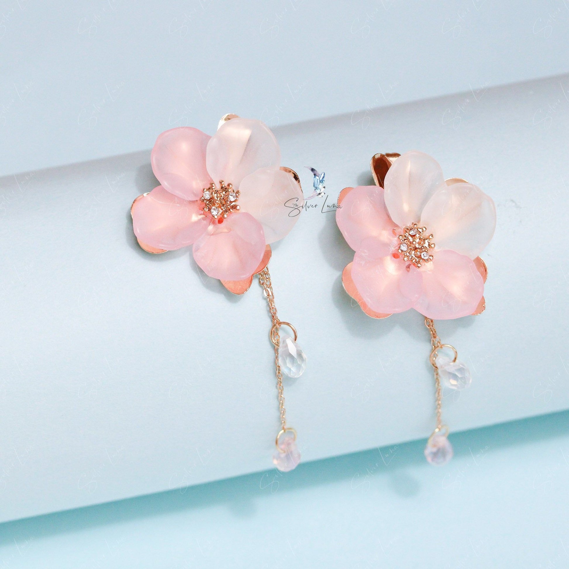 flower tear drop earrings