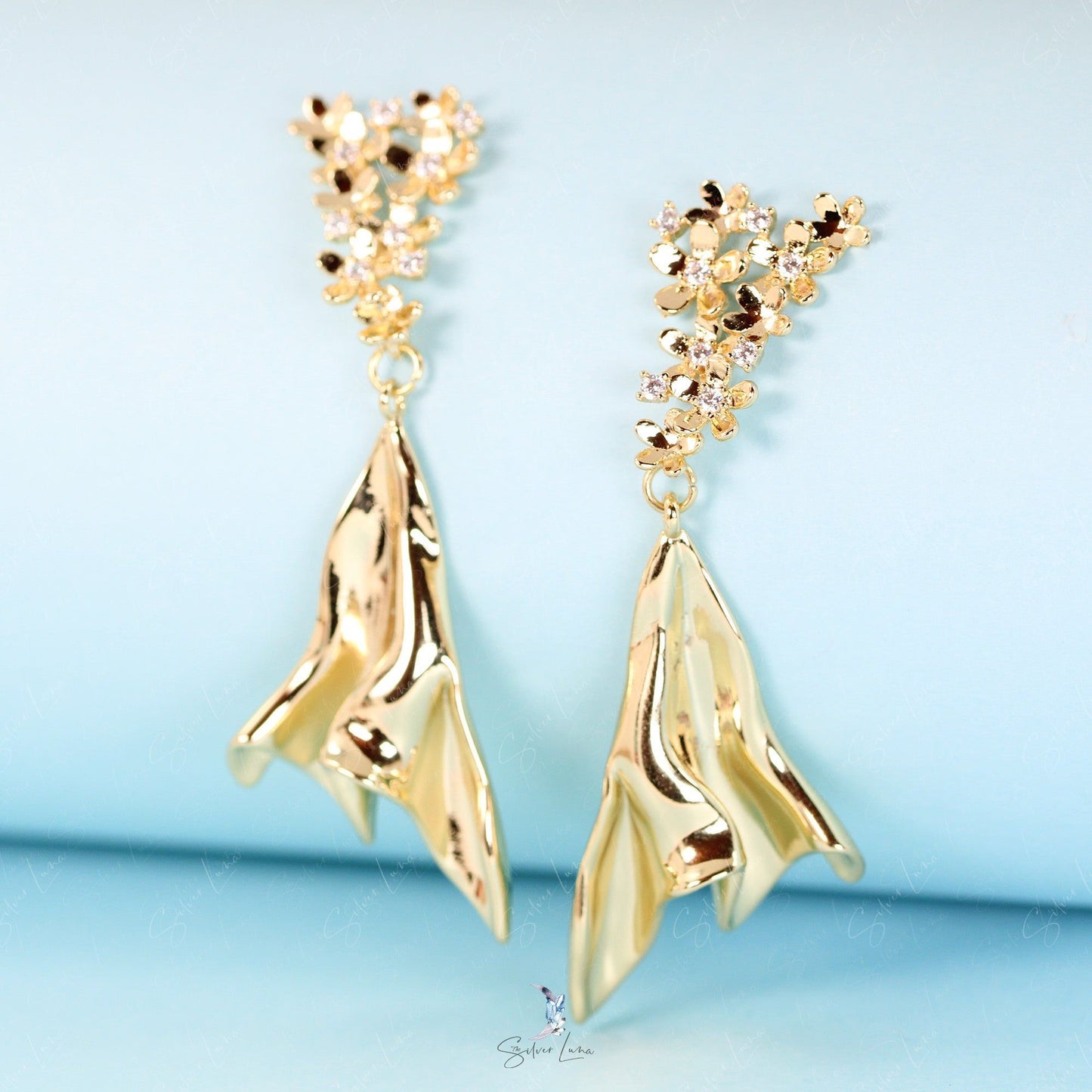 Sparkling flowers gold plated handkerchief statement earrings