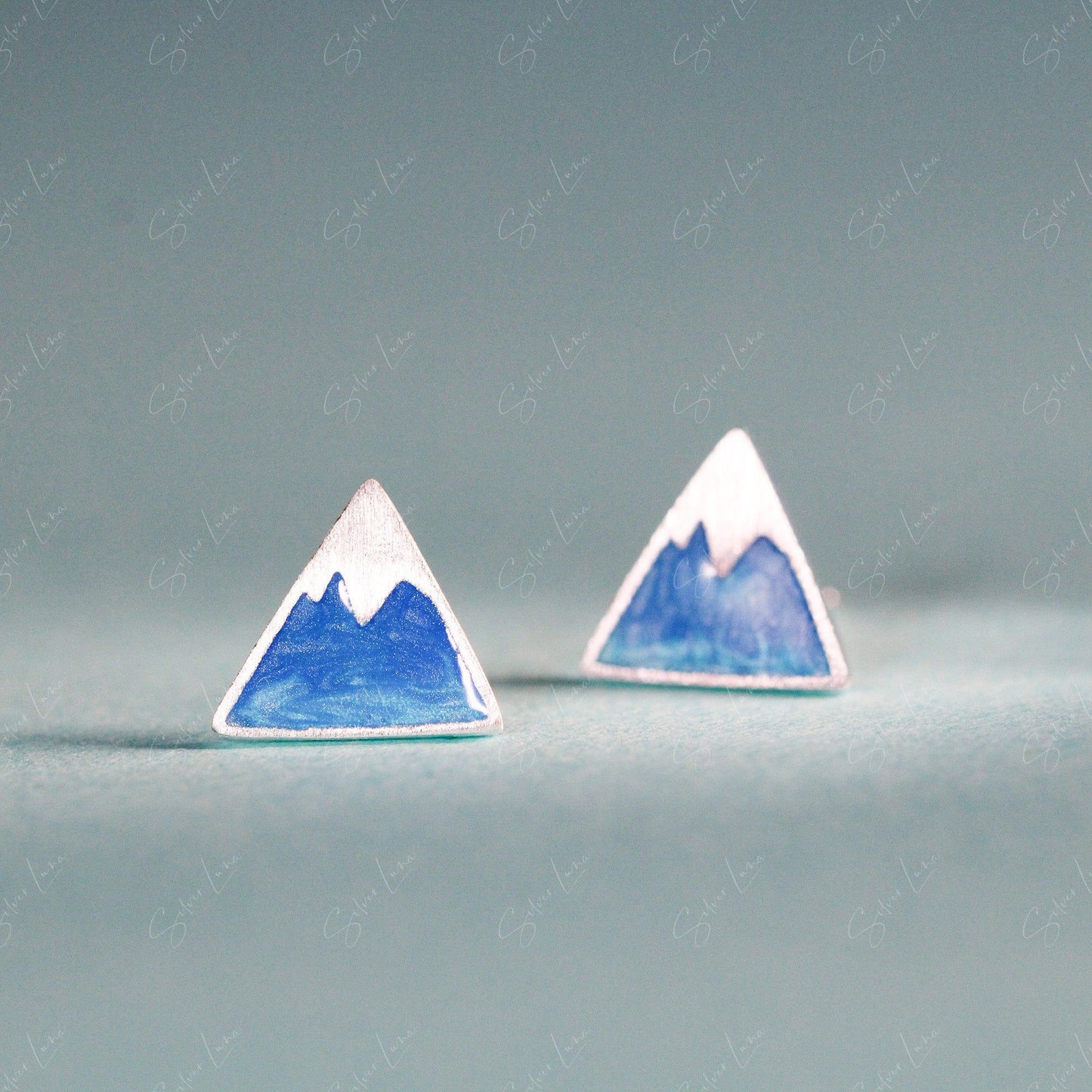 Fuji mountain triangle sterling silver stud earrings