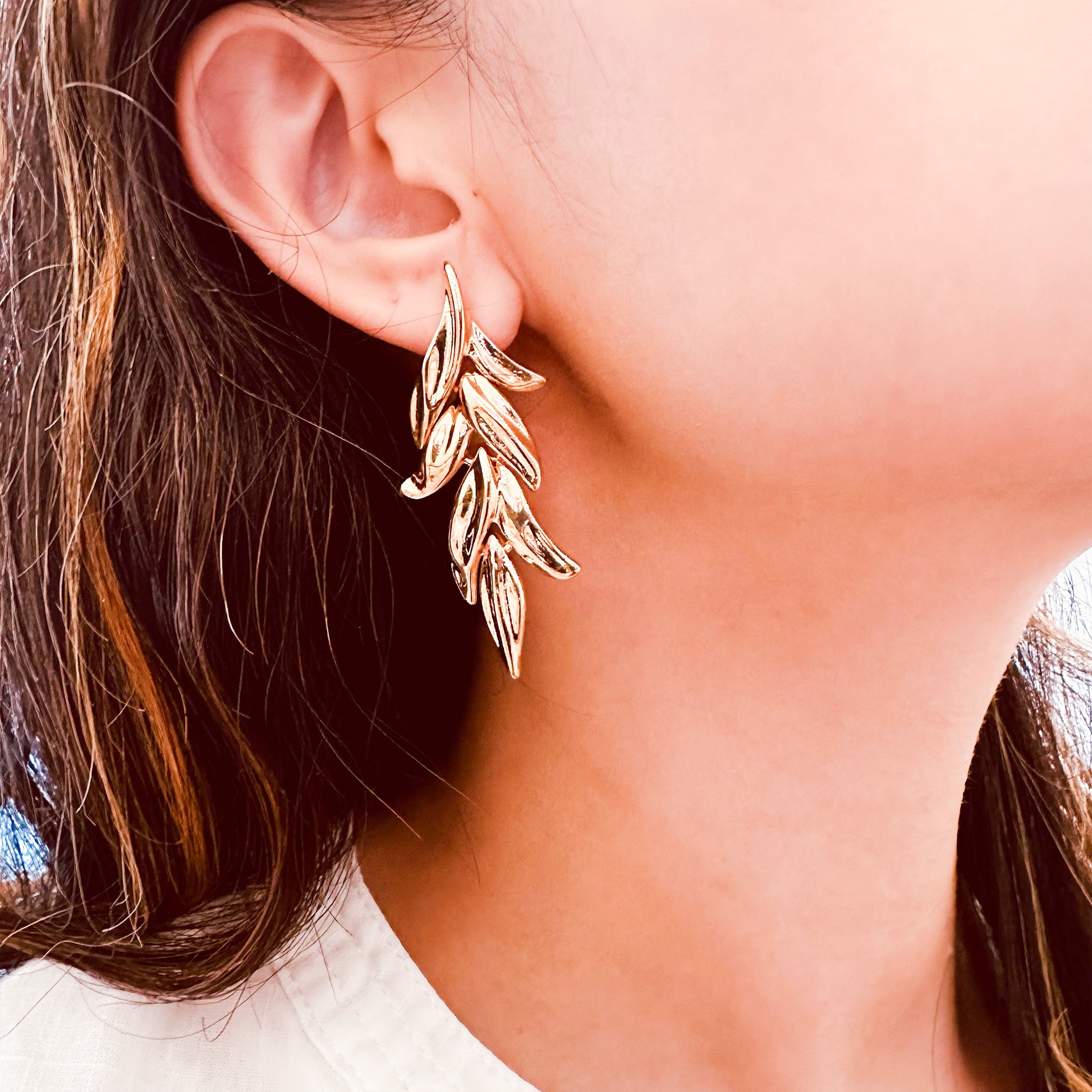 gold leave fashion earrings