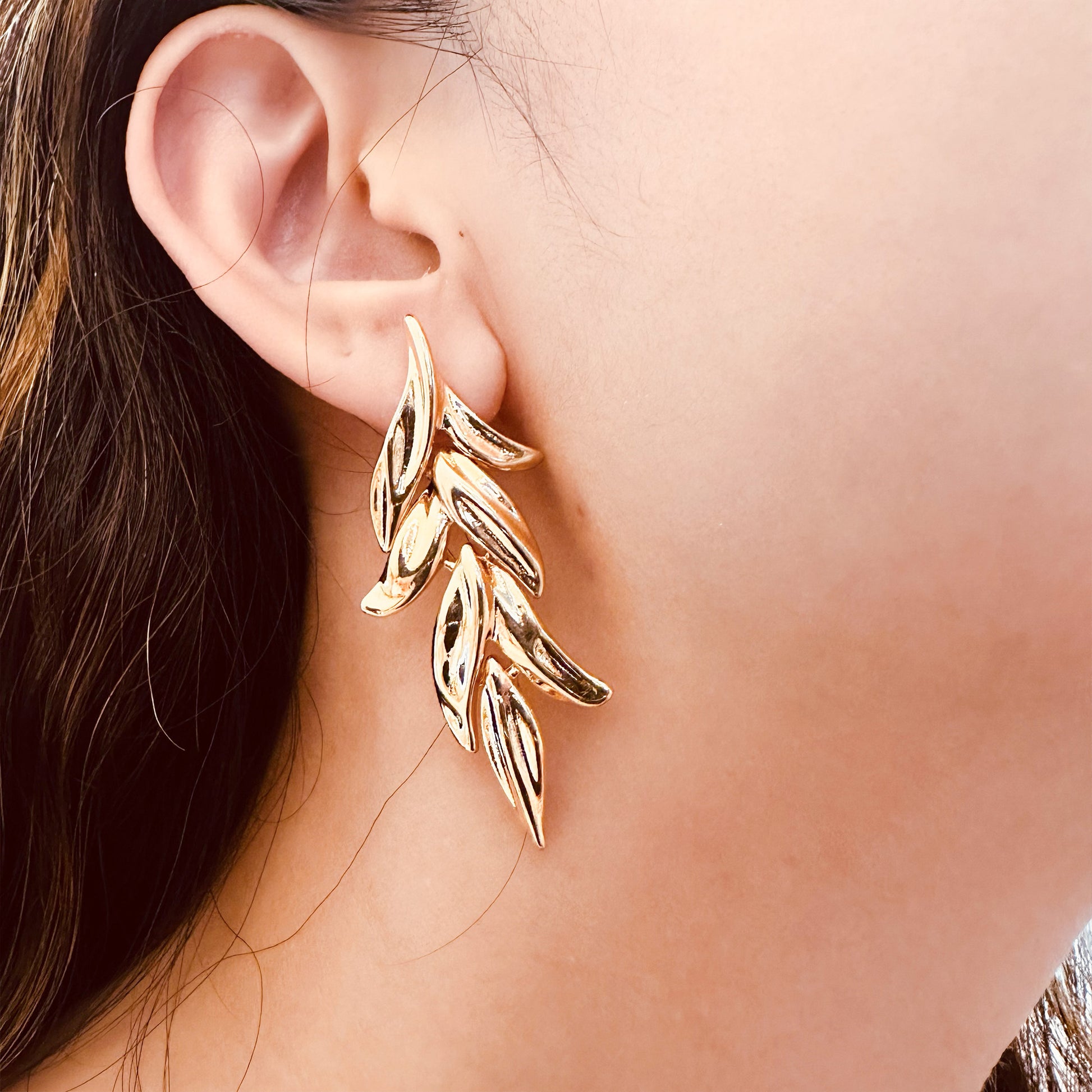 gold leave fashion earrings