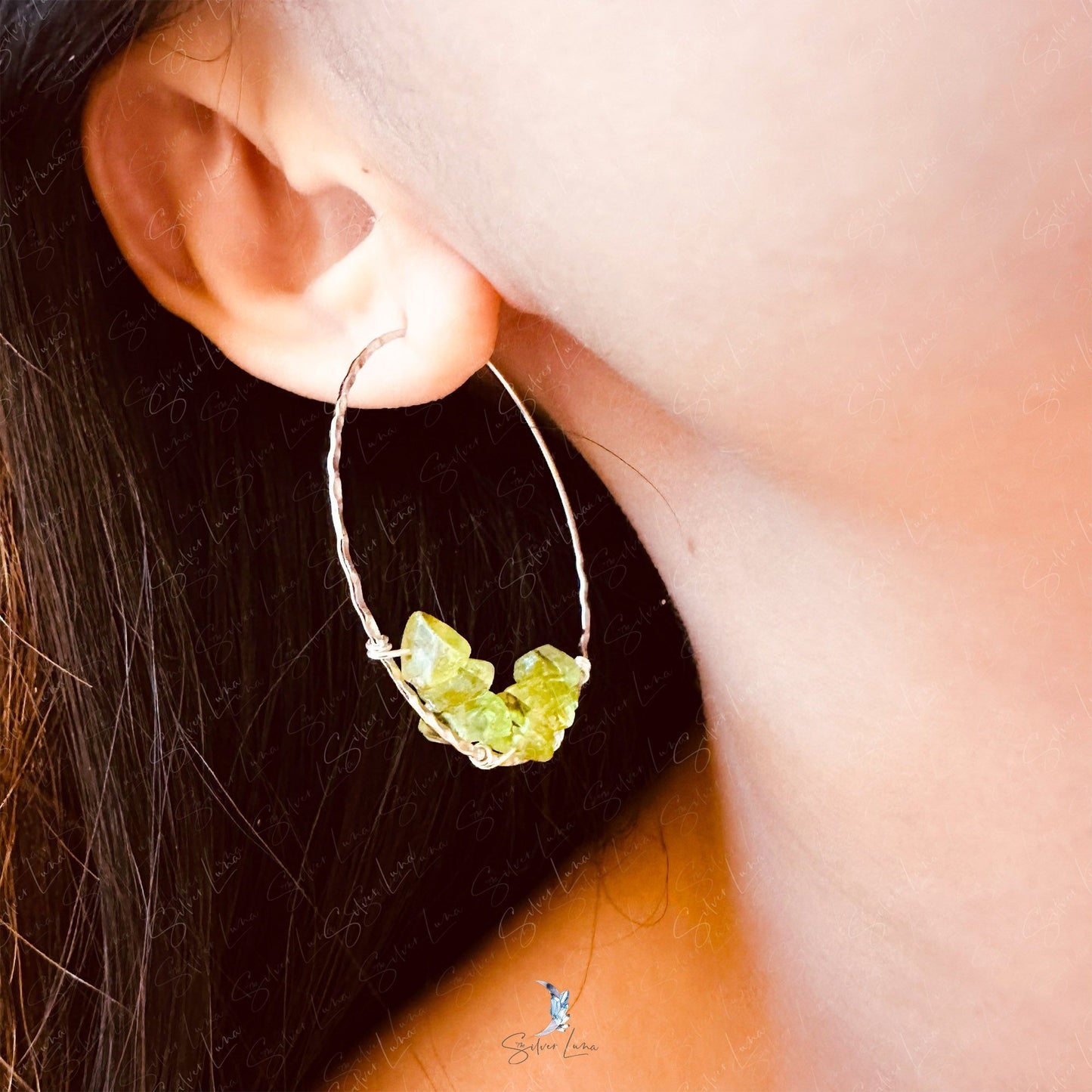 peridot gravel stone silver hoop earrings