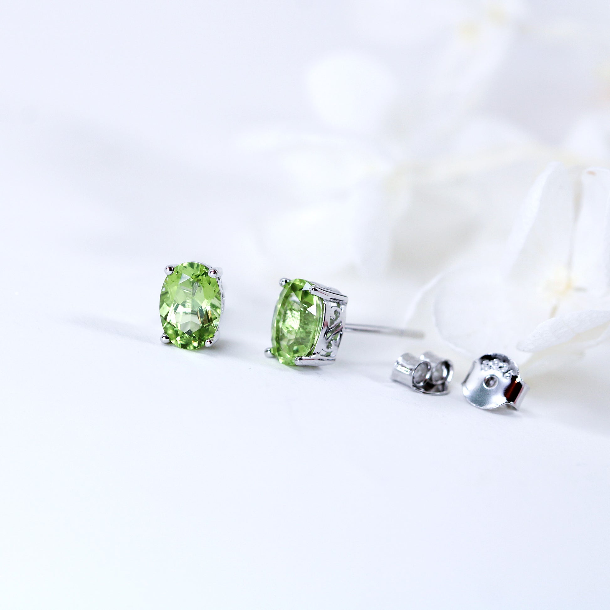 green peridot stud silver earrings