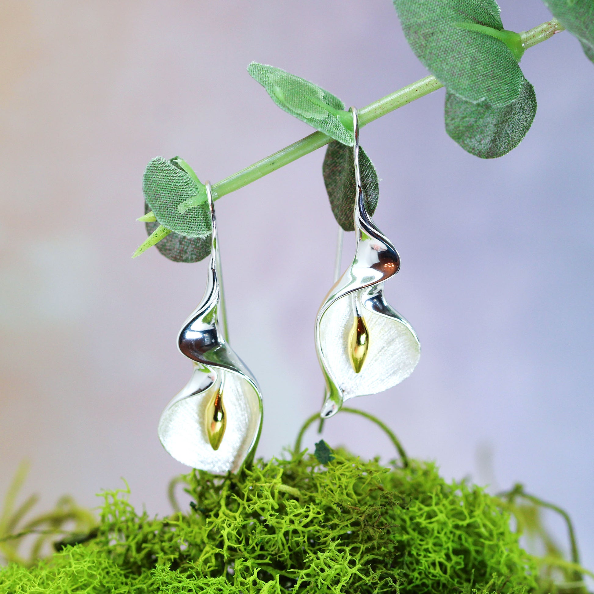 Calla lily silver drop earrings