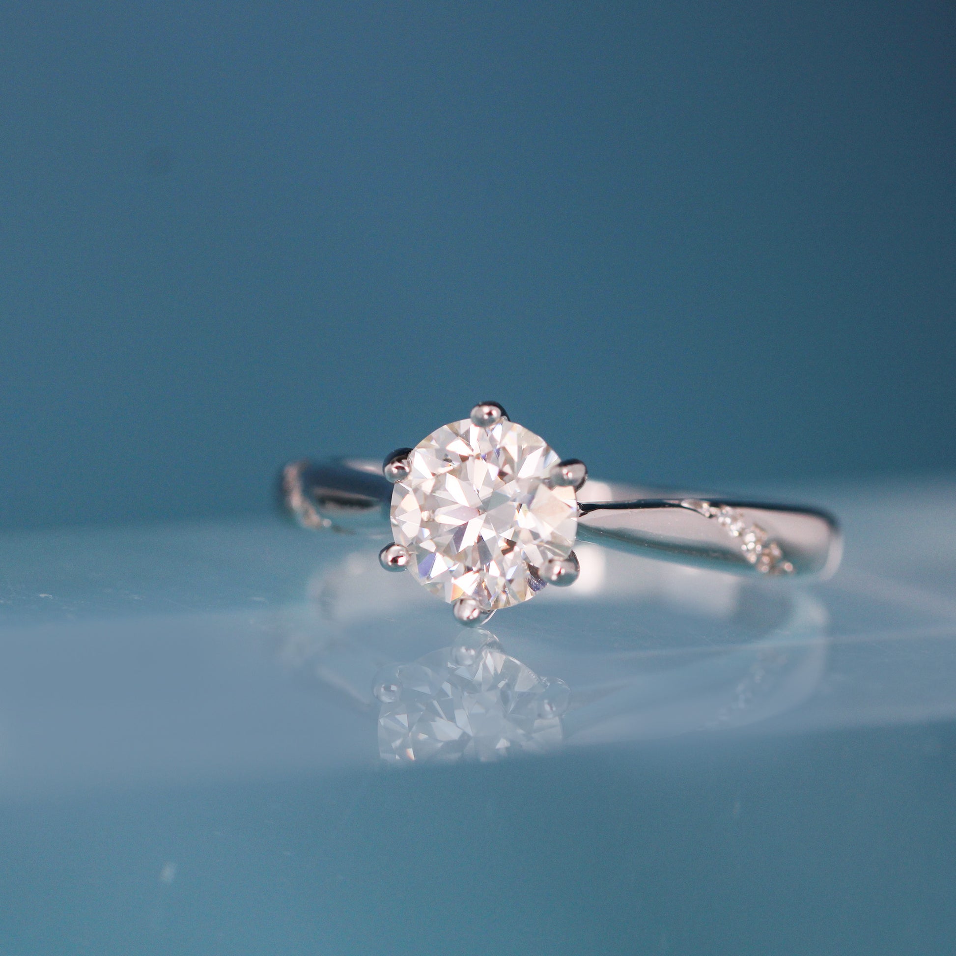 Moissanite engagement ring 