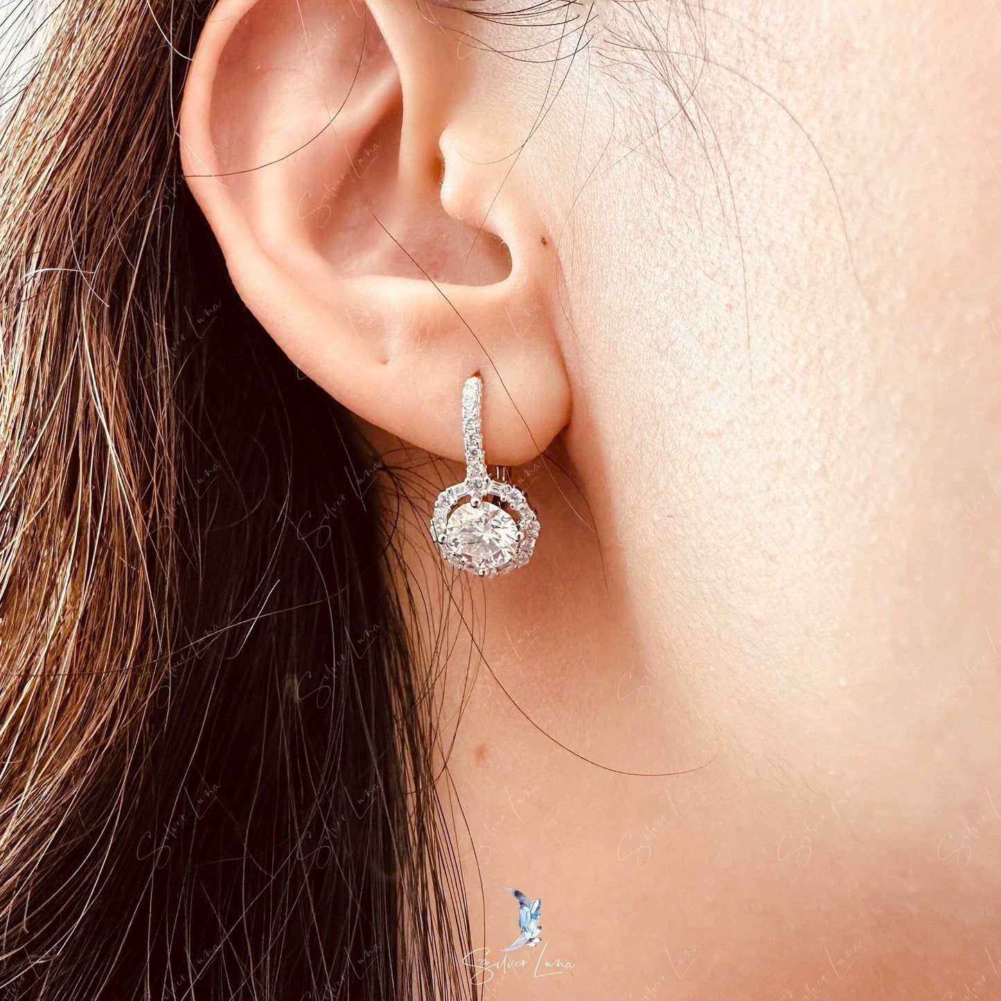 halo moisante silver earrings