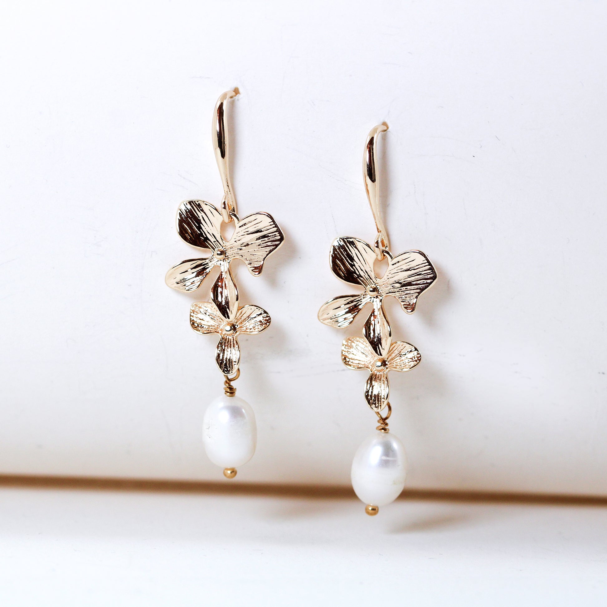 orchid flower pearl dangle drop earrings