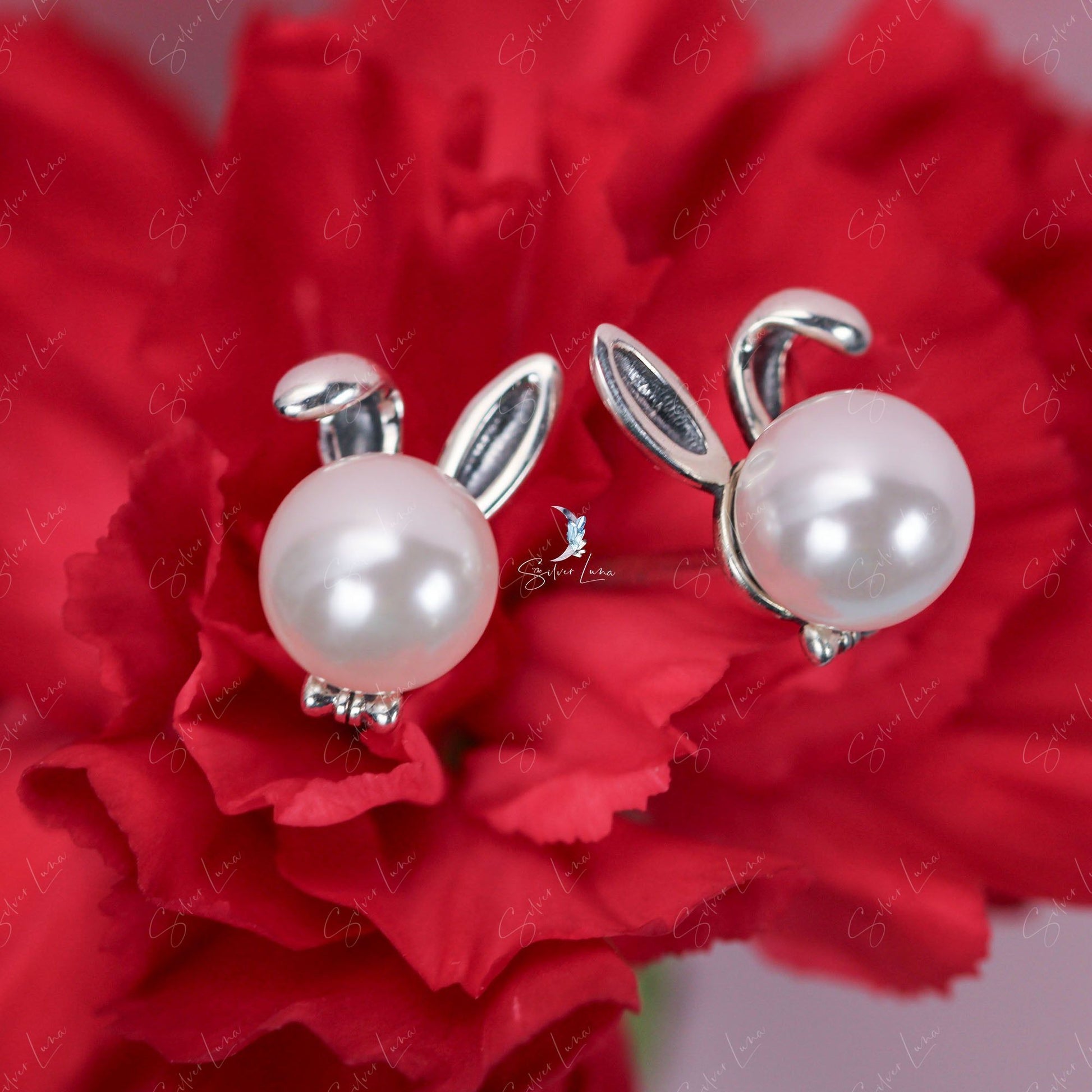 bunny pearl stud earrings