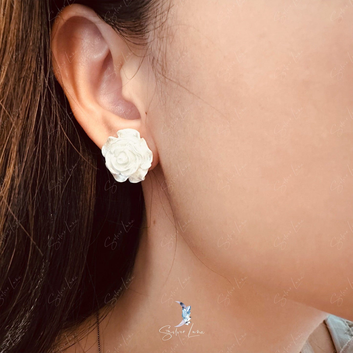 Resin rose flower stud earrings