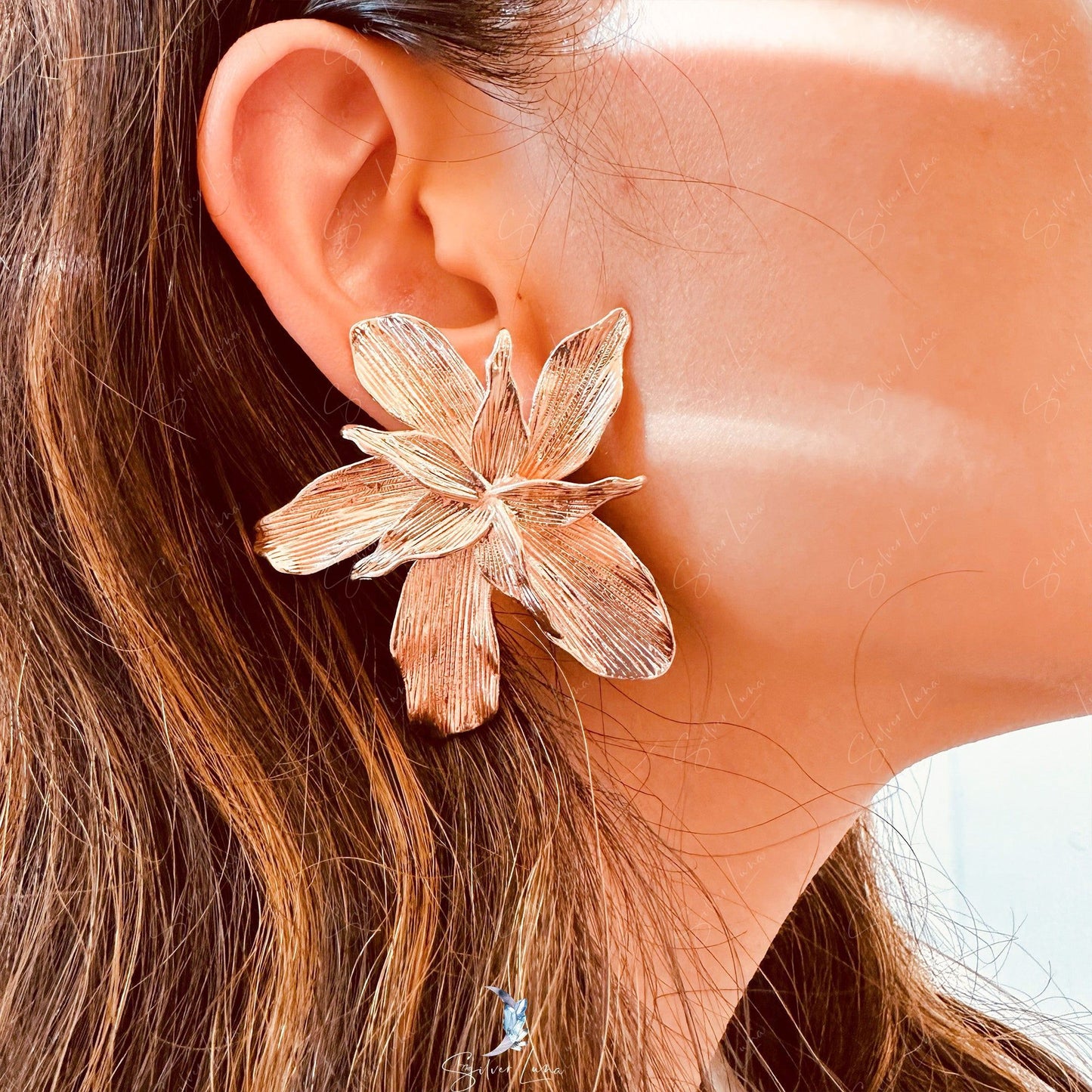 Flower statement big stud earrings