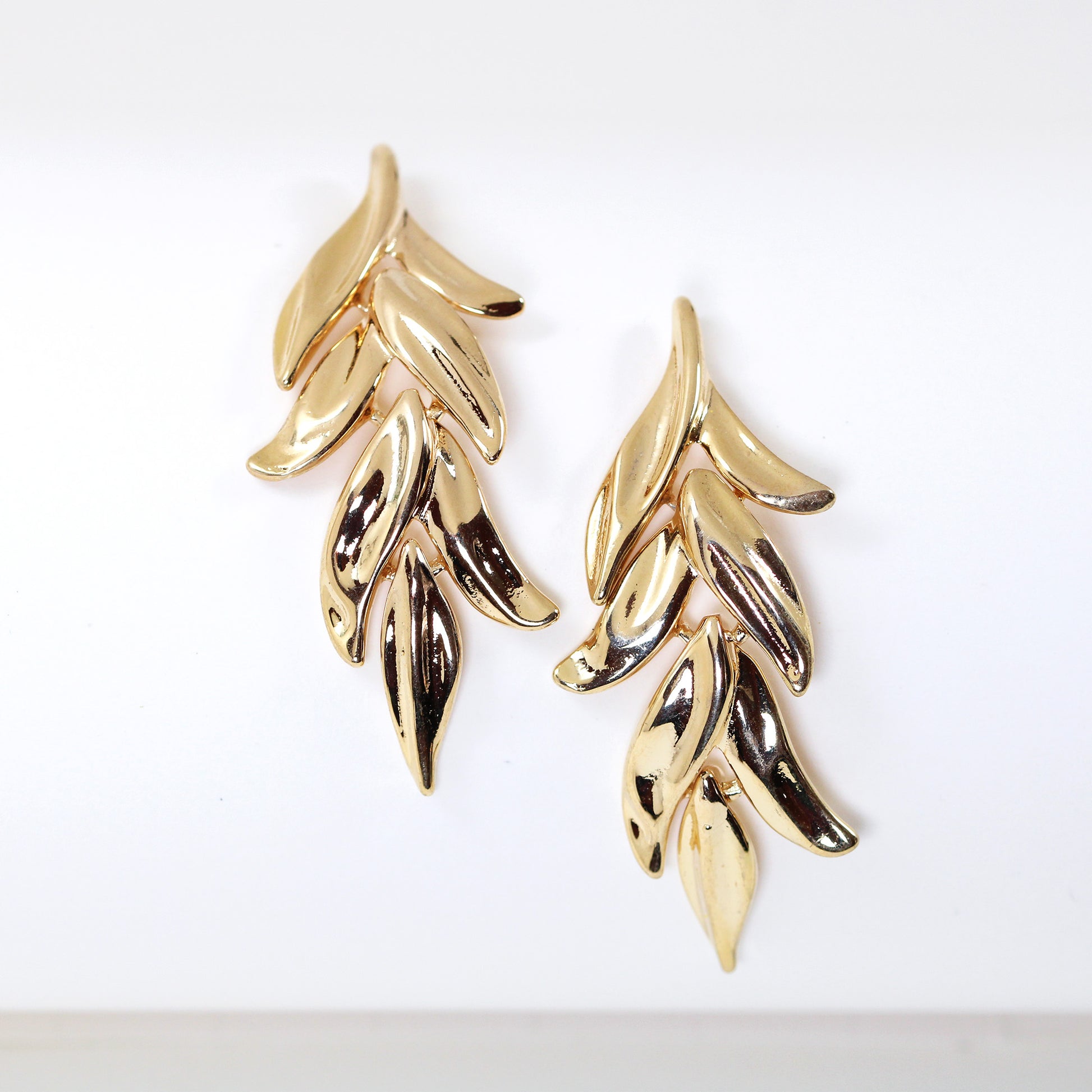 gold leave fashion earrings