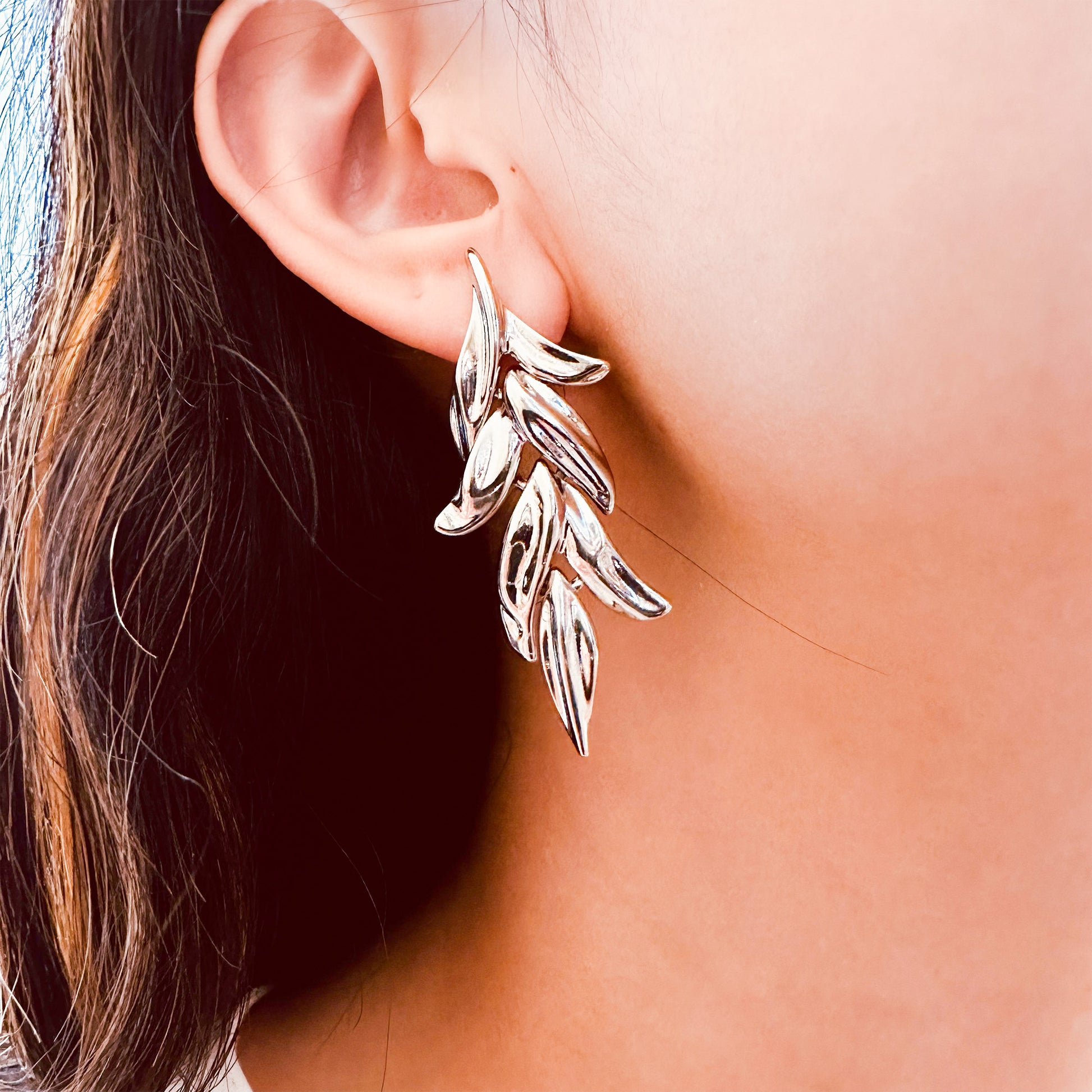 gold leave fashion earrings