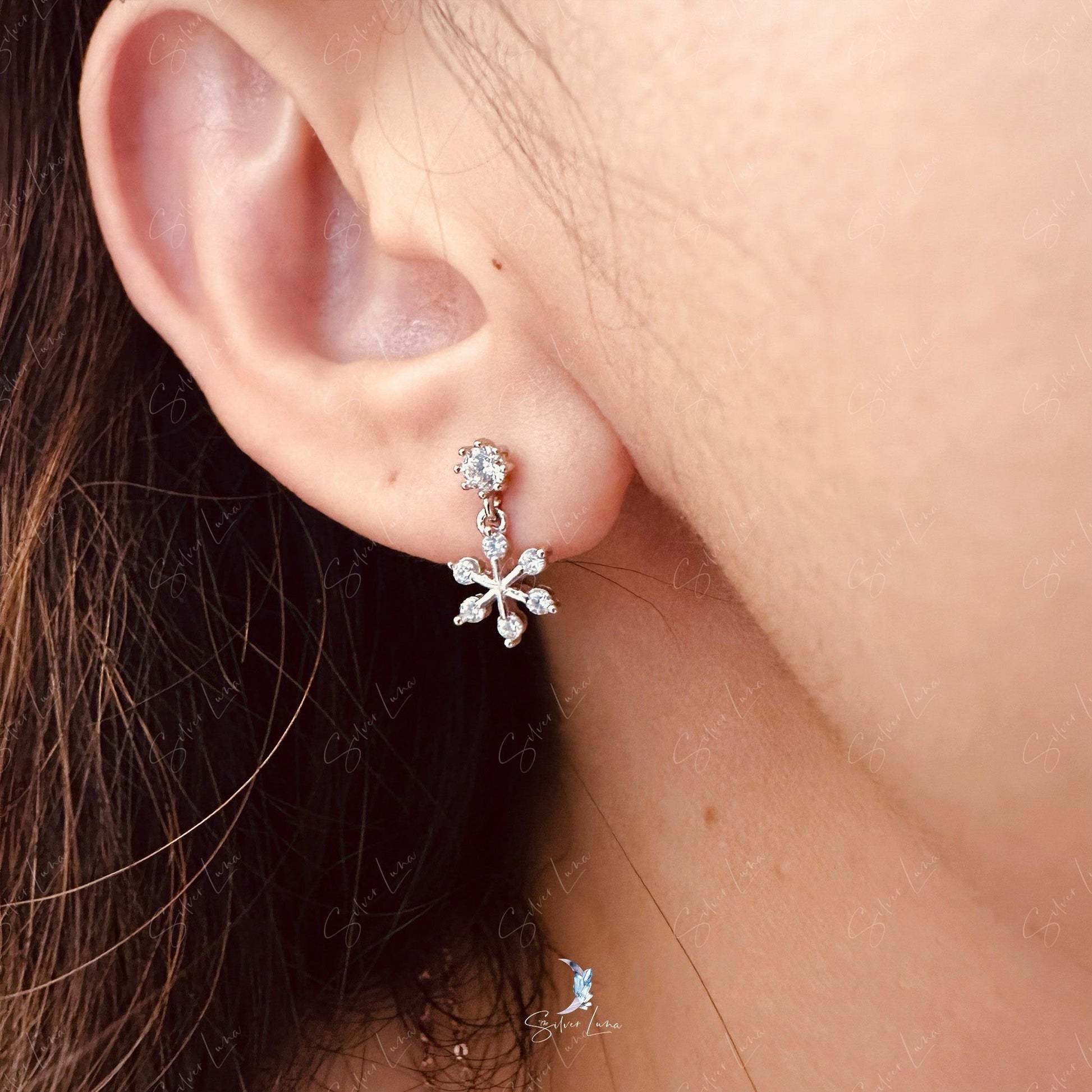 tiny snowflake stud earrings