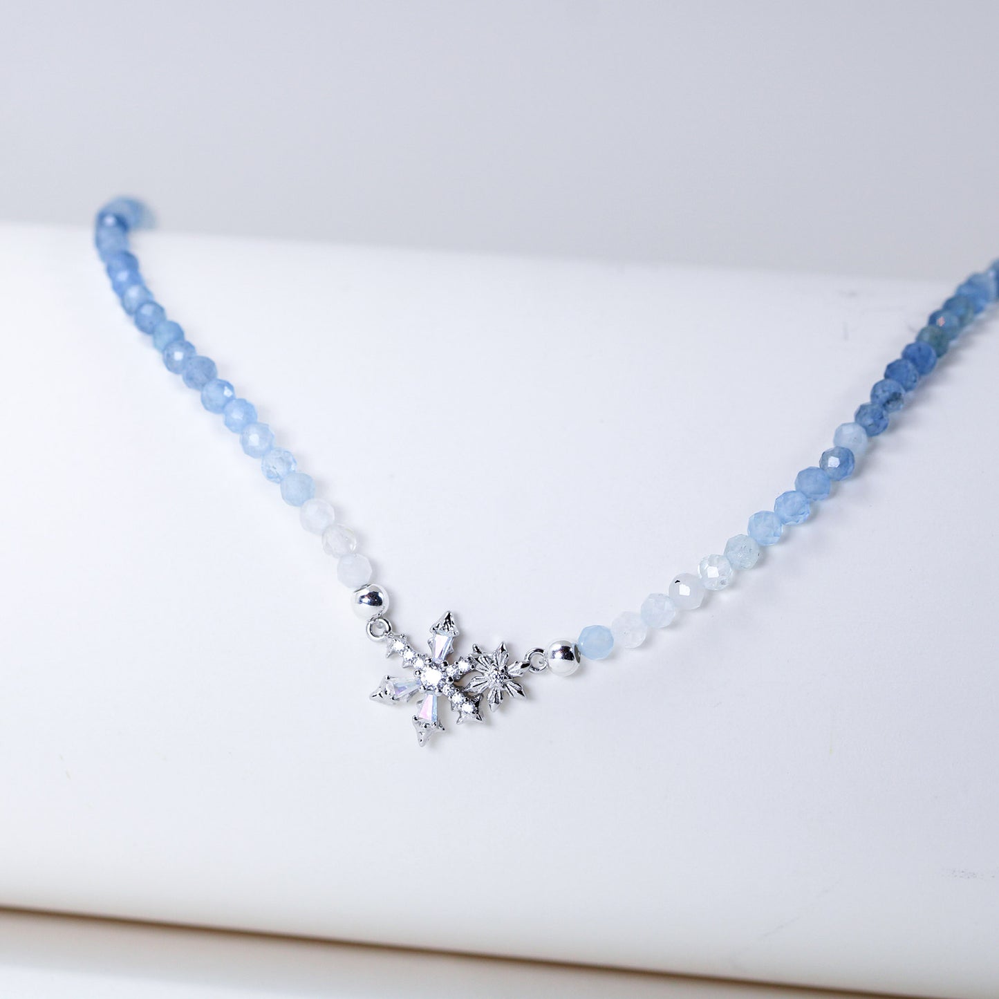 snowflake aquamarine beaded necklace