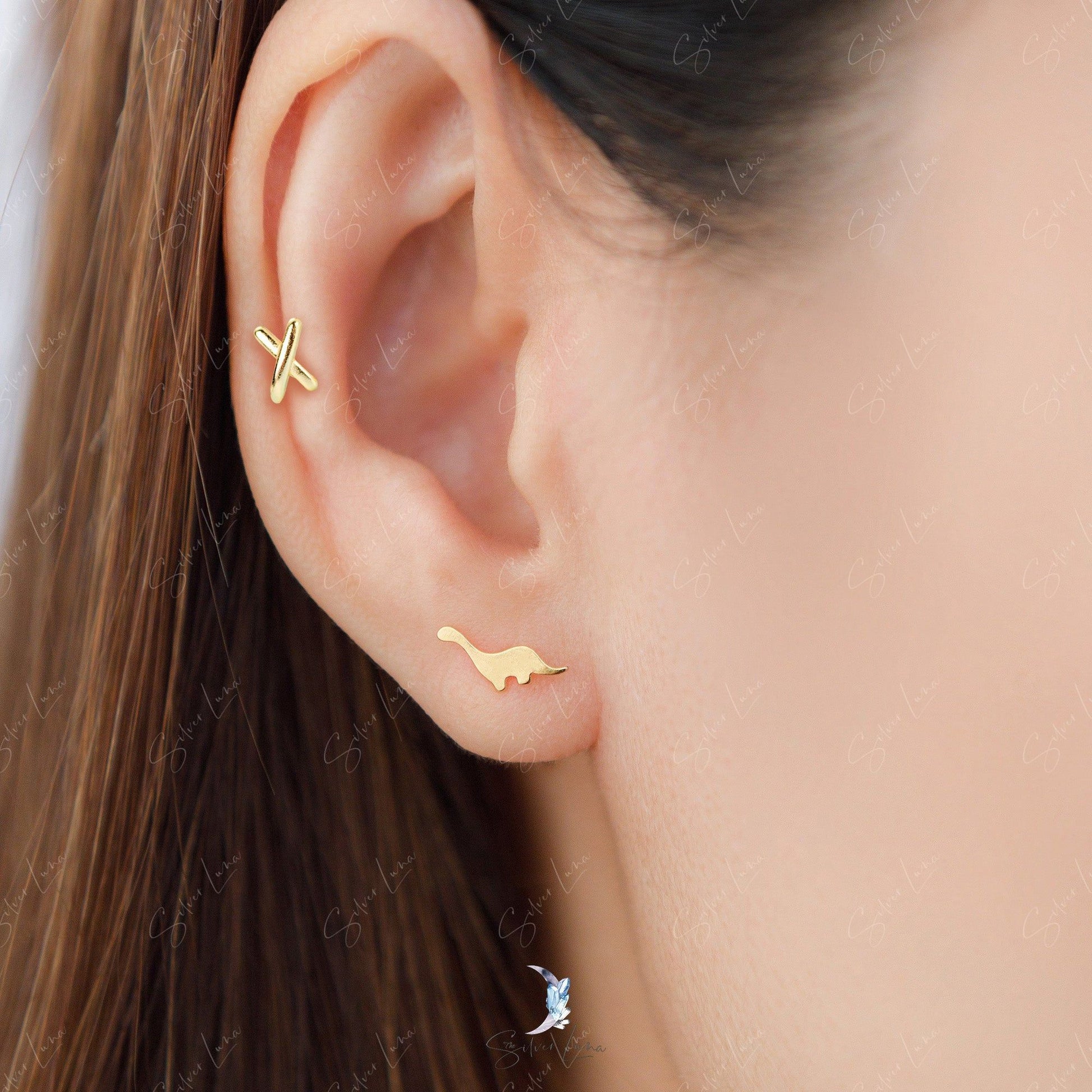 X shape screw back stud earrings