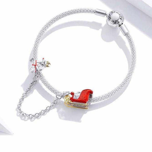 Santa's sleight safety chain for bracelet
