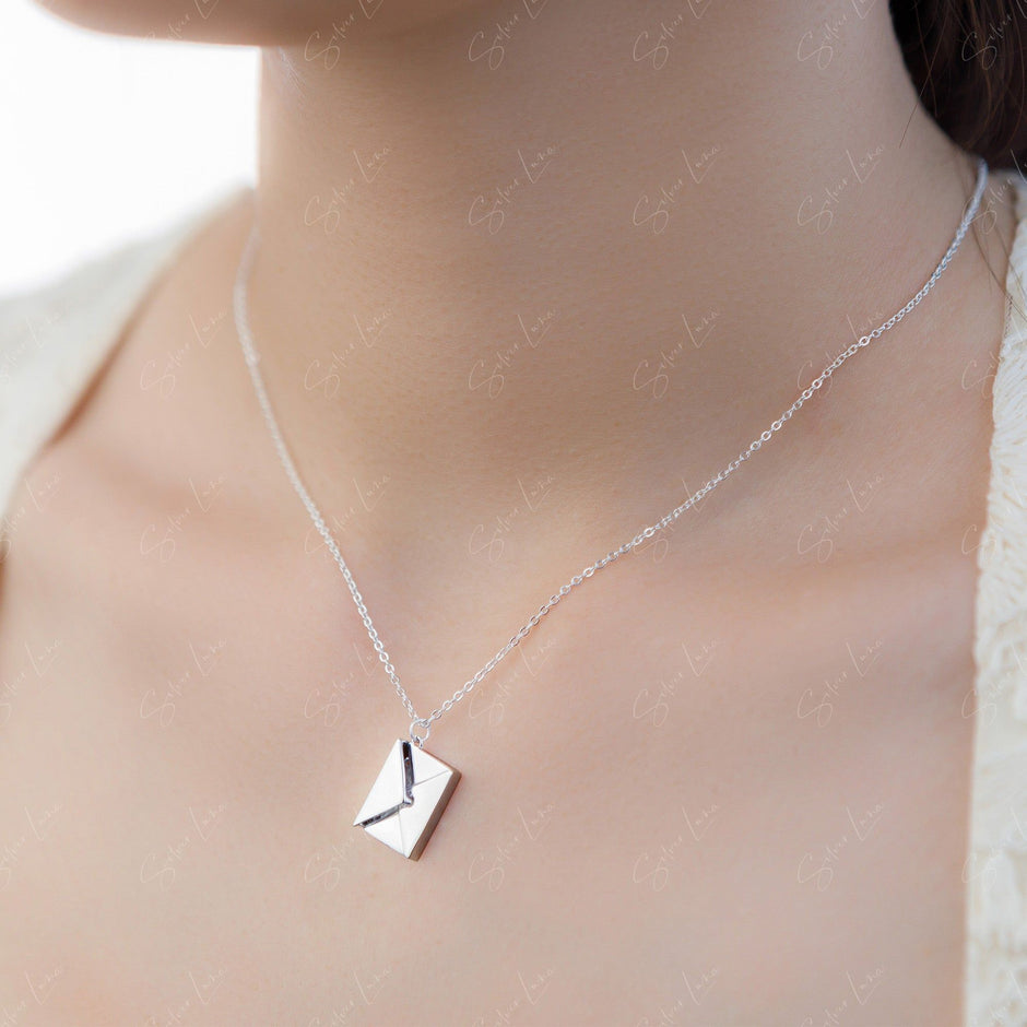 925 Sterling Silver Locket Pendant Necklace – Heart Love Letter Envelope Design 2681