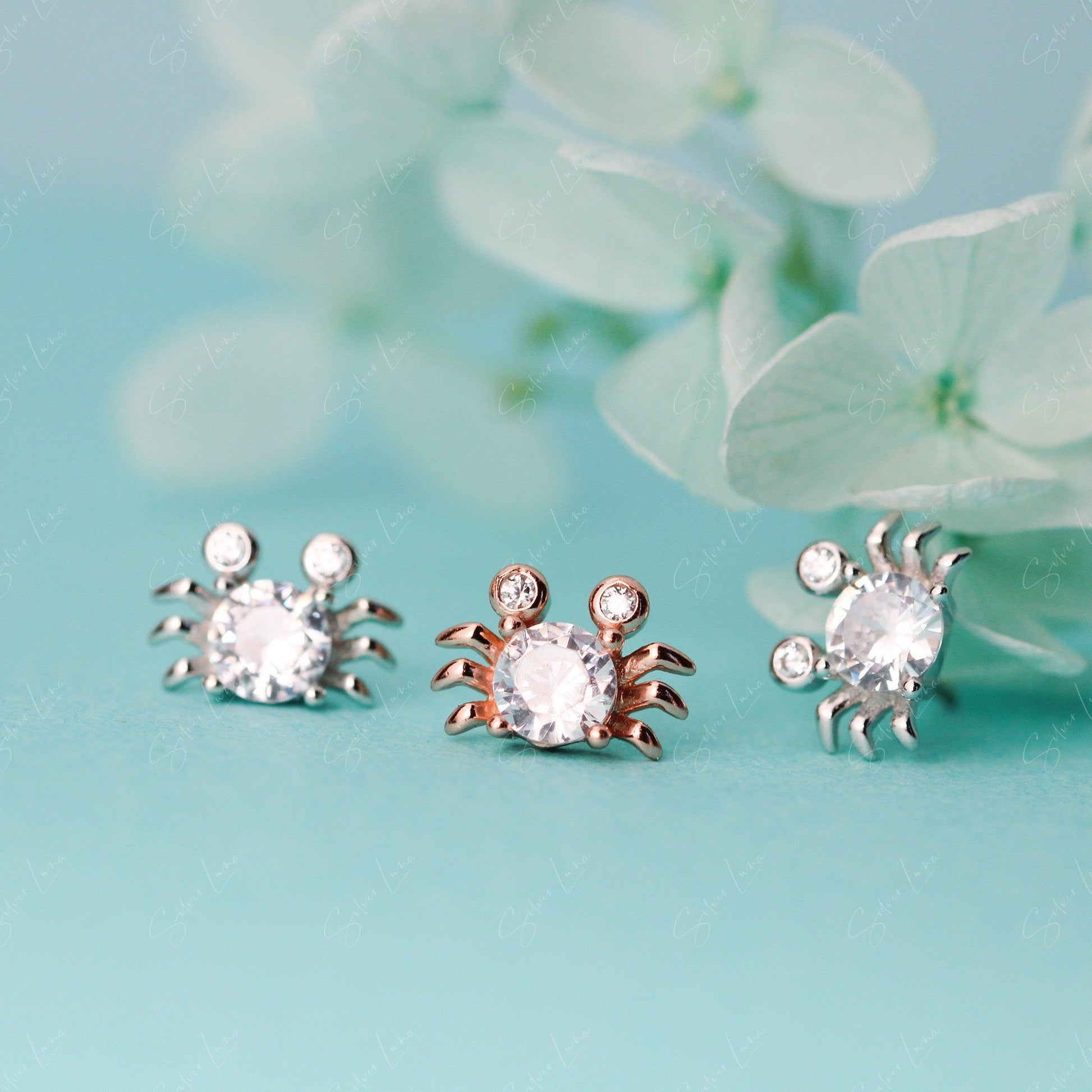 crab stud earrings