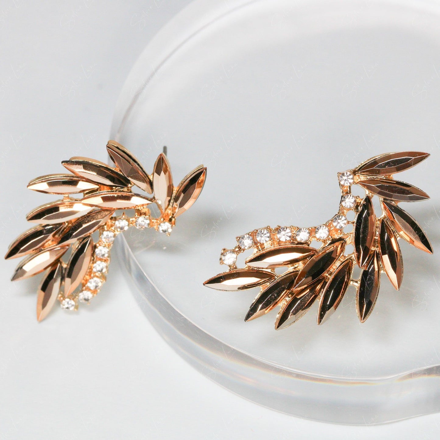 Golden crystal fashion big stud earrings